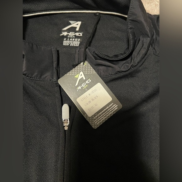 NWT AHEAD USA Men's Performance 1/2 Zip Golf Pullover - Size XL, - Picture 4 of 6